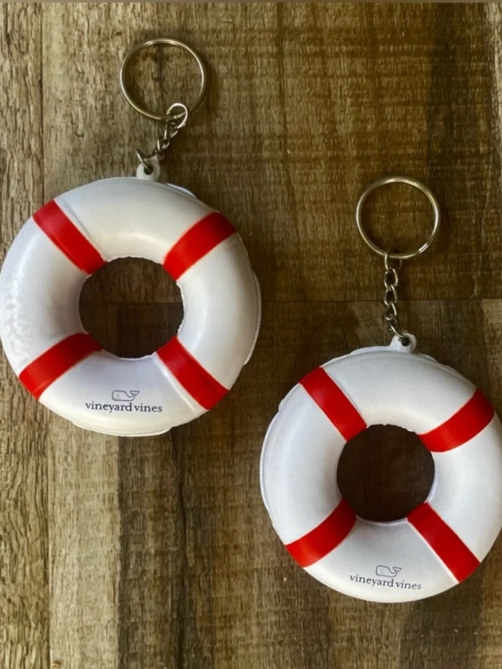 FOR BUYER: Vineyard Vines White & Red Lifesaver Keychain Duo